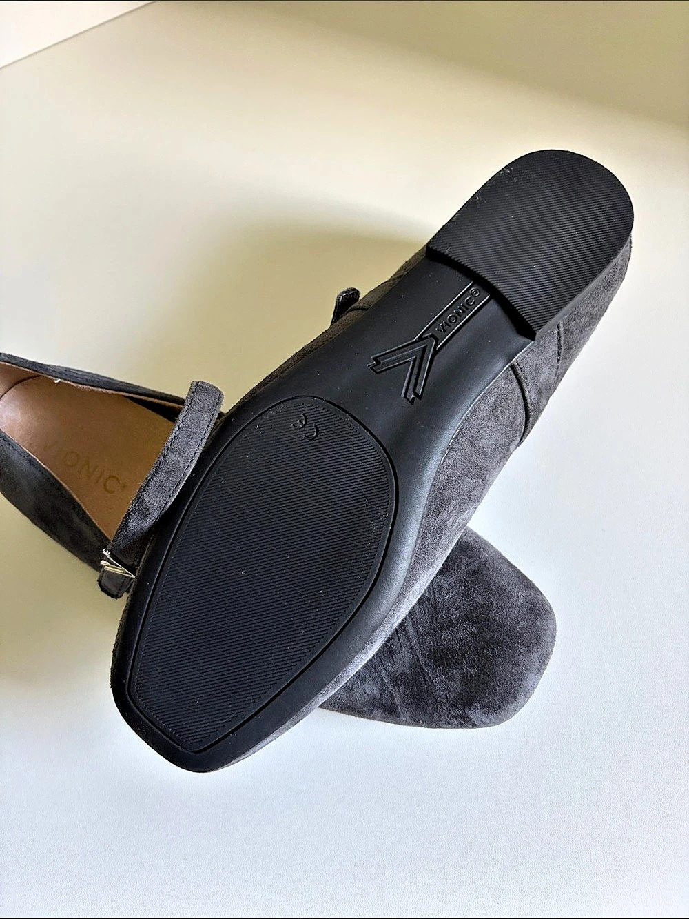 Vionic Alameda Suede Mary Jane Flat Black US 7.5 - Picture 7 of 7